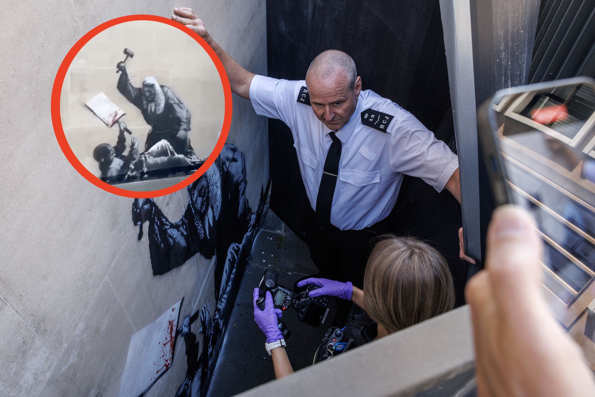 wiadomości,aktualności,WP Wiadomości Nowy mural Banksy'ego w Londynie. Dzieło szybko ukryto