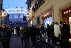 Wraca z podwójną siłą. Liczba chorych "galopuje"