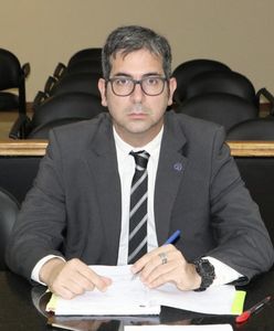 Koszmarny finał podróży poślubnej. Mafia dopadła pana młodego na plaży