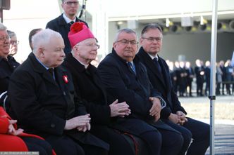 Przedstawiciel KE niedopuszczony do głosu. Rząd odpowiada na zarzuty