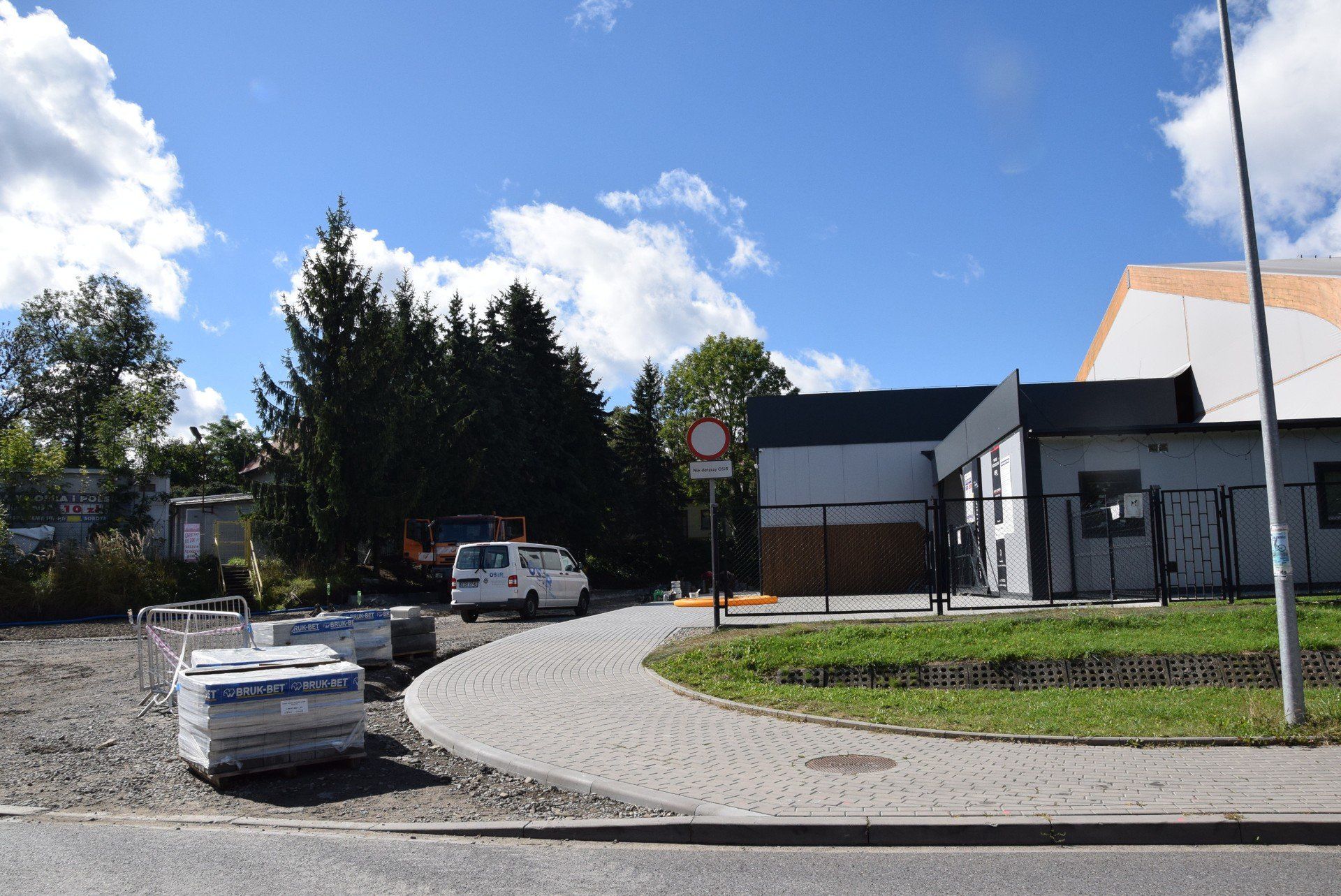 Budowa parkingu przy lodowisku w Gorlicach