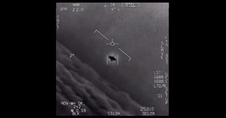 US Navy odtajnia nagrania UFO i potwierdza ich autentyczność