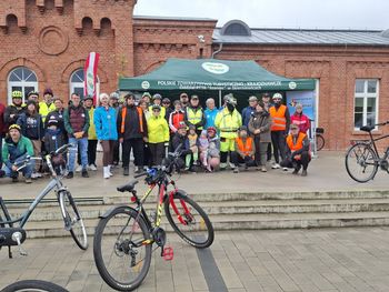 Skierniewice: Rowerowy rajd Pieczonego Ziemniaka wystartował spod muzeum