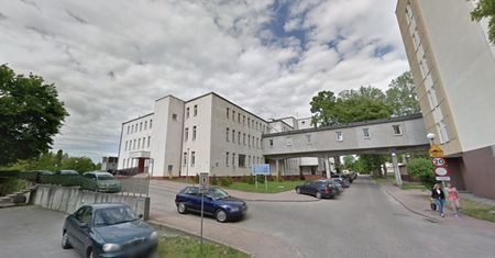 Koronawirus. Protest pod szpitalem w Lubinie. Z placówki zniknęła pediatria