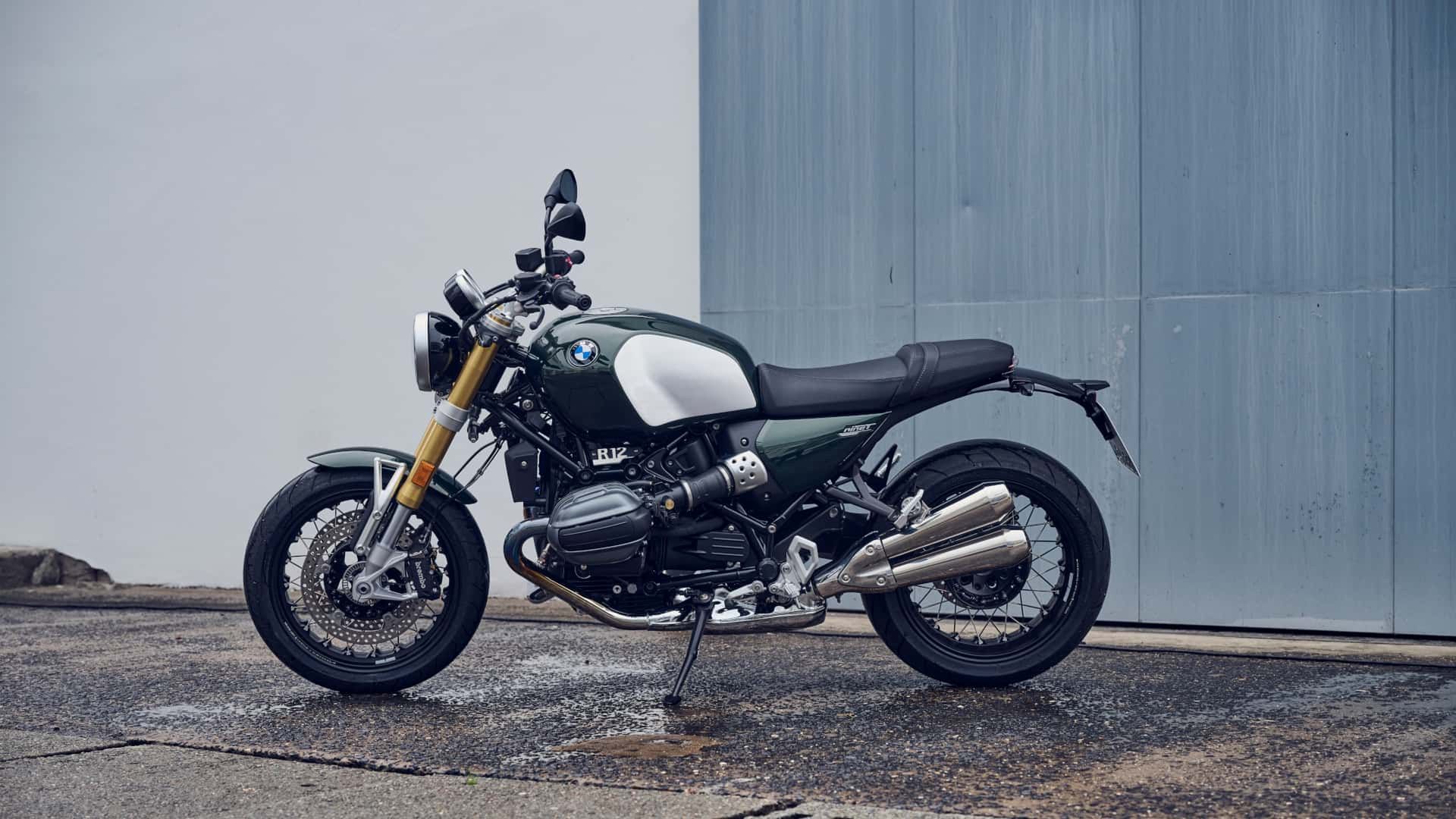 BMW R12 na rok 2024