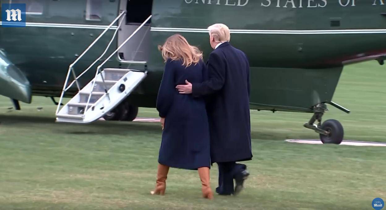 Donald Trump okazał Melanii czułość