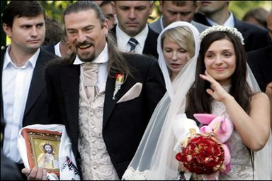 Córka Tymoszenko wyszła za rockmana