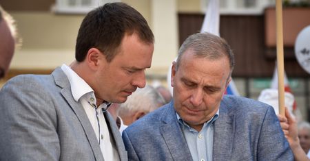 Koalicja Obywatelska złoży protesty wyborcze ws. Senatu. "Odpuszczamy Sejm. Nie kwestionujemy, jak PiS, liczenia głosów"