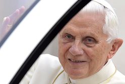 "Papież tuszował molestowanie"; Watykan broni Ratzingera
