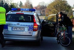 Pijany duet na jednym rowerze