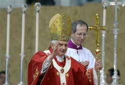 Papież przekazał 50 tys. euro na rzecz powodzian