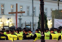 "Nie minie tydzień i pod Pałacem nie będzie krzyża"