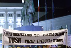 Krzyż pod pałacem, dziura w portfelu