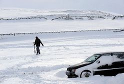 Śnieg zasypuje W. Brytanię; zamknięto 150 szkół