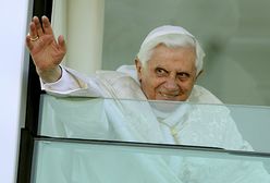 "Papieżu, zrezygnuj z futra gronostajów!"