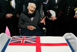 Urodził się w 1896 r., jest najstarszym mężczyzną świata