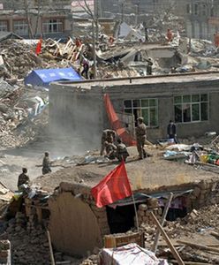 Żałoba narodowa po ofiarach trzęsienia ziemi w Chinach