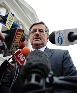 Komorowski: przygotujcie biało-czerwone kotyliony