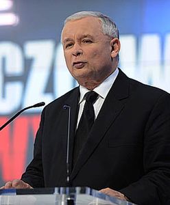 Kaczyński przeprosił PSL - na planszy, przez 14 sekund