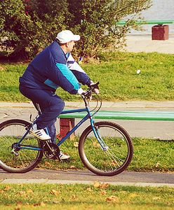 Posłowie pozwolili rowerzystom jeździć po chodnikach