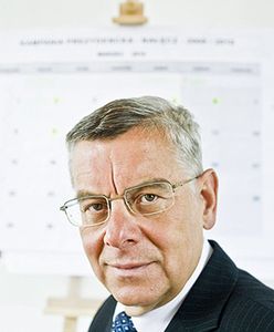 "Gen. Petelicki sam sobie zaszkodził" - Nałęcz oburzony