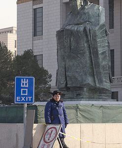 Konfucjusz stanął w Pekinie, Mao przewraca się w grobie?