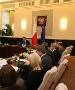 "Lada chwila zawiśnie nad nami widmo ciężkiej kary"