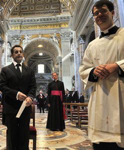 "Jestem pewny, że Sarkozy podziękował Bogu za Carlę"