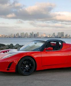 Tesla Roadster - problemy z okablowaniem
