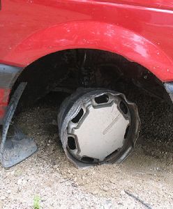 14-latek na feldze bez opony uciekał przed policją