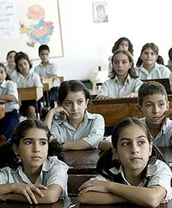 Coraz więcej sześciolatków idzie do szkoły