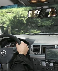 Polska policja będzie jeździła mercedesami