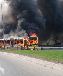 Po pożarach autobusów: kierowcy nie wiedzą, jak ratować