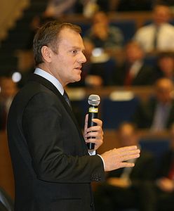 Premier: nie traktuję Lecha Kaczyńskiego jako potwora