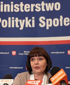 Naukowcy pytają minister pracy o wróżbitów i astrologów