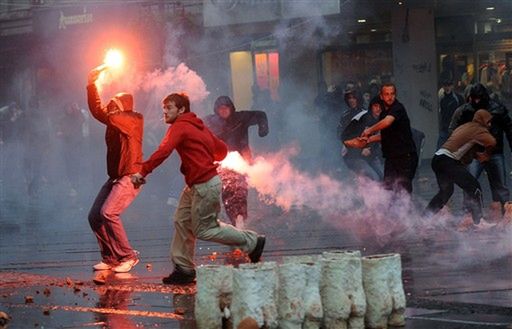 W stolicy Serbii demonstracja poparcia dla Karadżicia