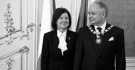 Niegodni królów? Internauci o pochówku na Wawelu