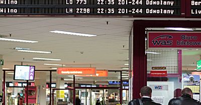LOT odwołuje wszystkie rejsy do poniedziałku do 14.00
