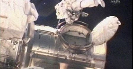 Dwóch Amerykanów wyszło na kosmiczny spacer