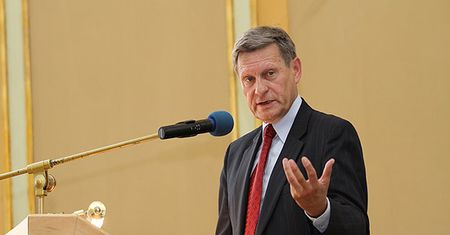 "Nie narażajmy kraju na niepotrzebne ryzyko"