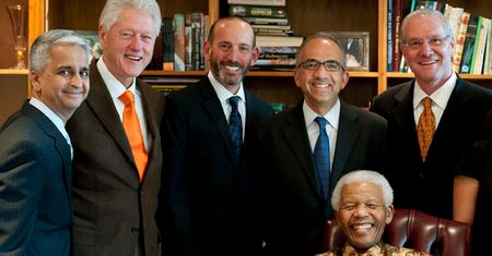Bill Clinton spotkał się z Nelsonem Mandelą