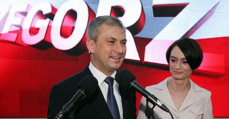 "Rzygać się chce, jak Napieralski tańczy wśród bachorów"