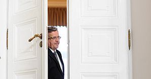 Komorowski: L. Kaczyński ma królewski pomnik