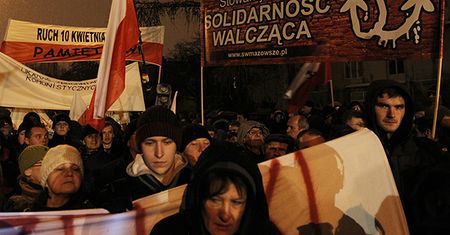 "Komuno wróć!", kto chce powrotu PRL?