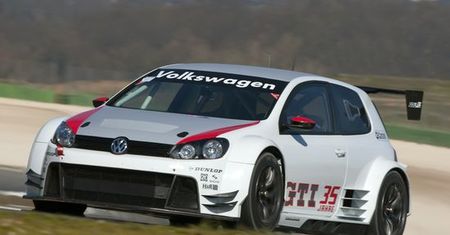 VW Golf wraca na Nurburgring