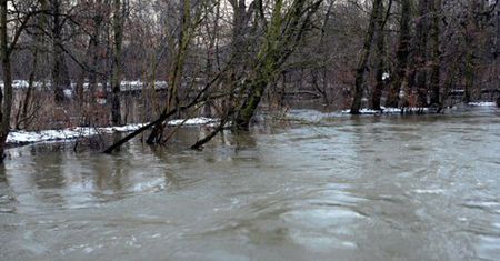 Rośnie poziom rzek - Wrocław ogłasza stan alarmowy
