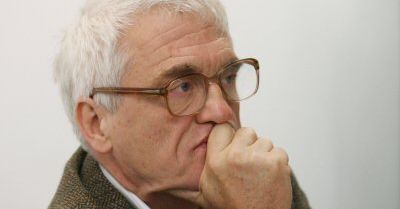 Znak: przeciwnicy Grossa zalewają nam skrzynki śmieciem