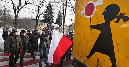 Nauczyciele i uczniowie oburzeni - chcą likwidować szkoły