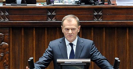 "To byłoby samobójstwo, Tuskowi groziłaby emerytura"