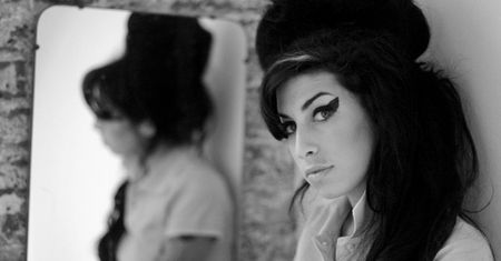 Krytycy o Amy Winehouse - to było nieuniknione?